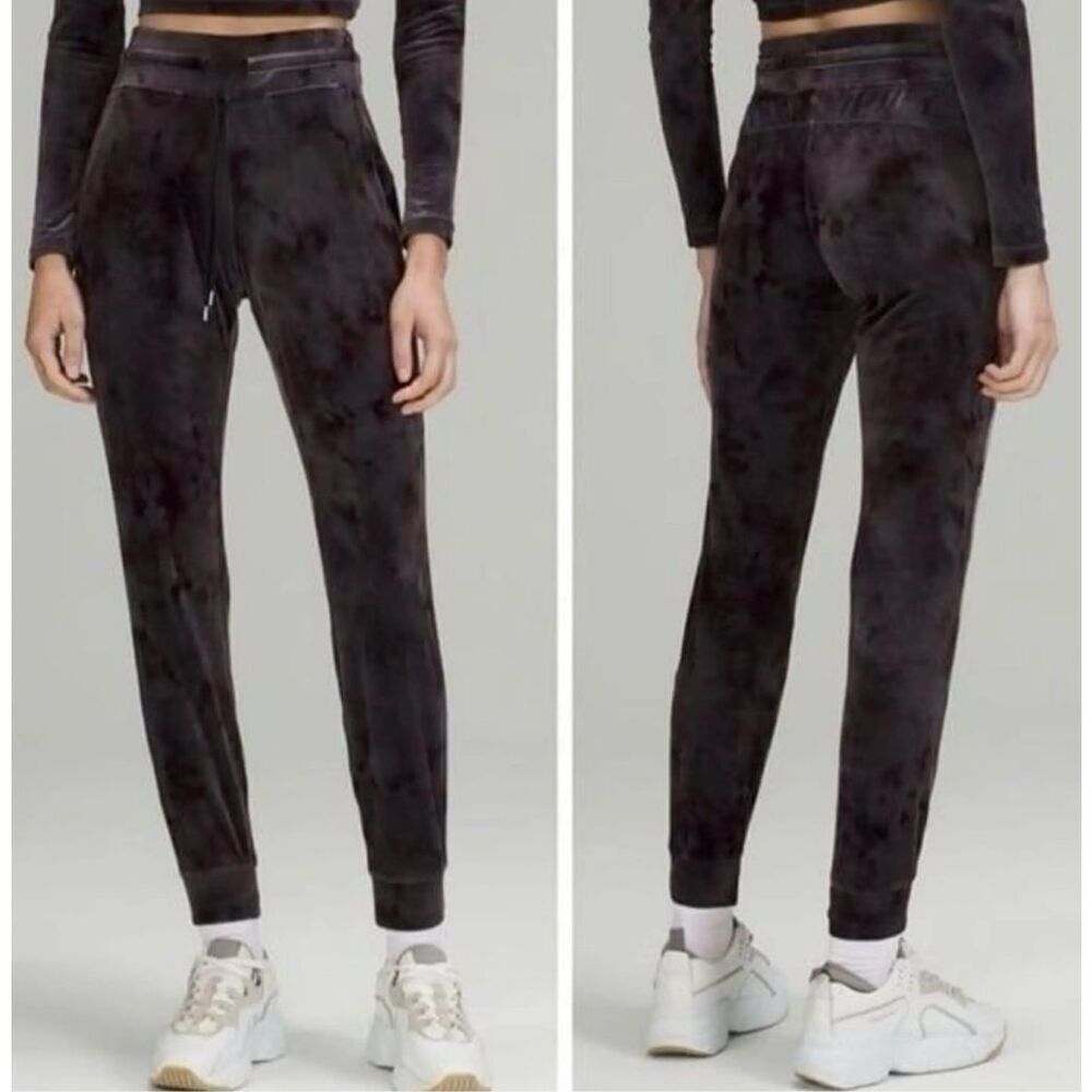 NWT LULULEMON ready to crush joggers Sz 4, $130 G23